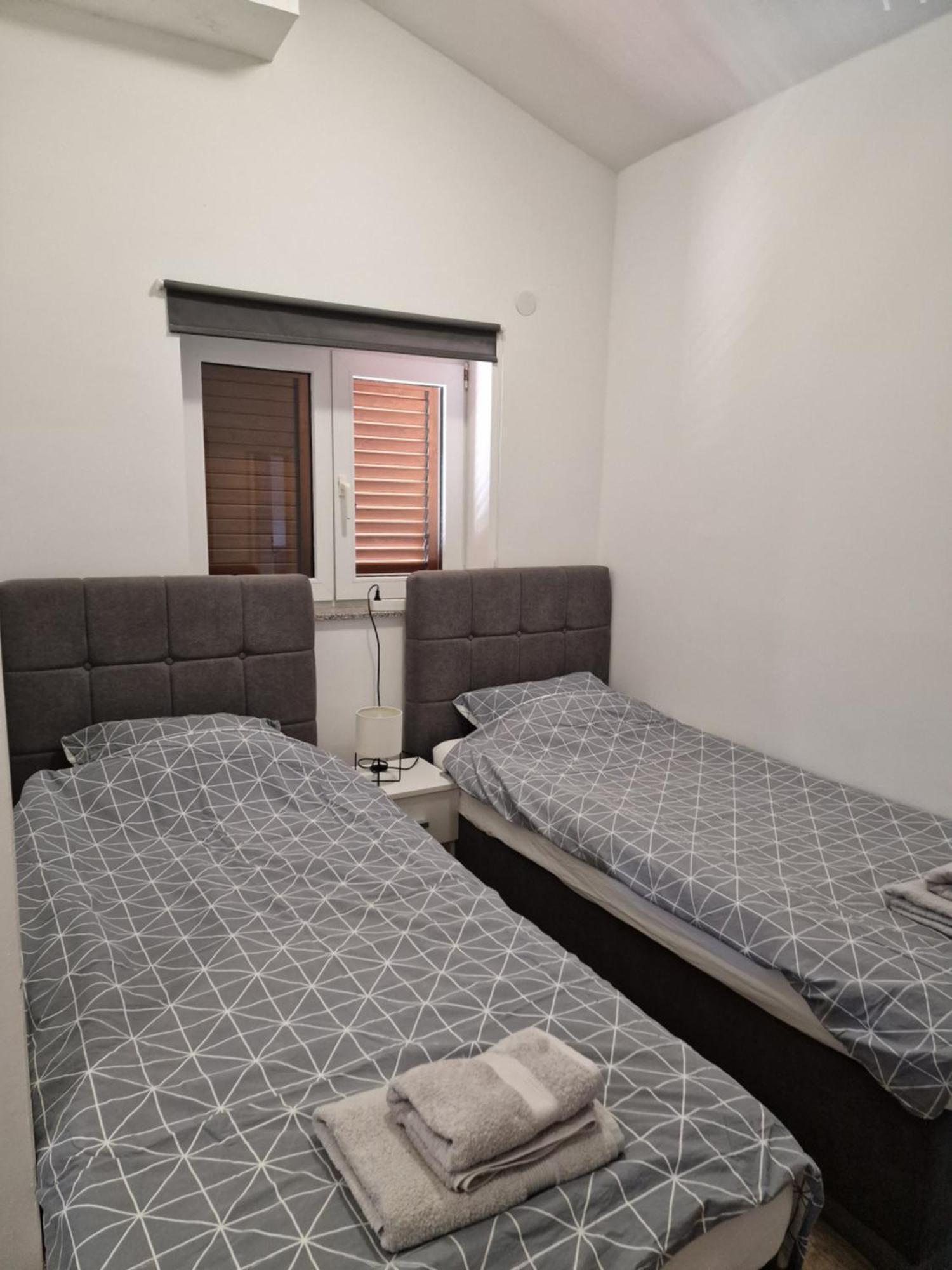 Apartmani Carla Medulin Exterior foto